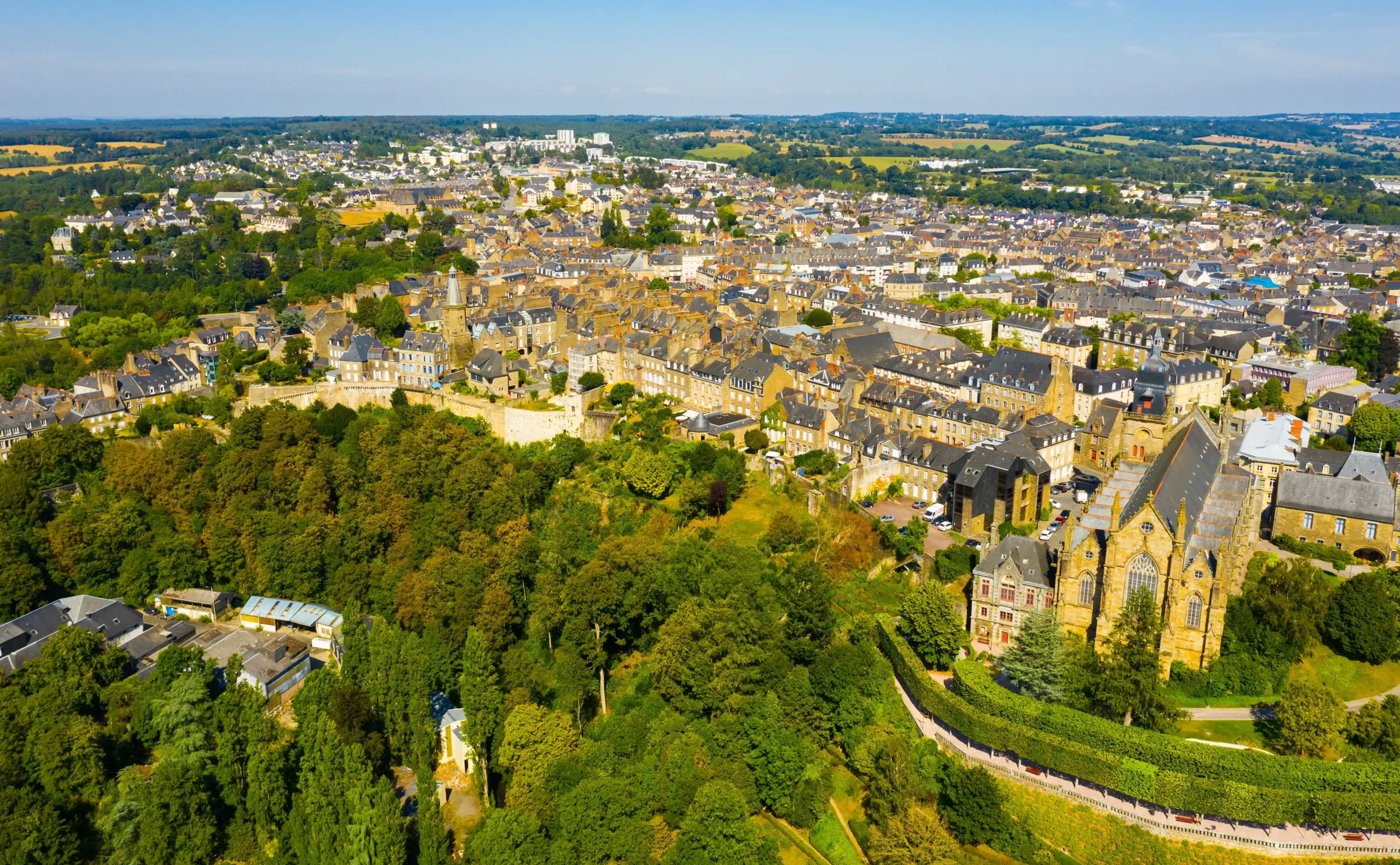 APRO-FOUGERES